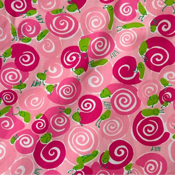 Lilly Pulitzer skirt size 8. Pink with snail pattern. - Picture 2 of 5